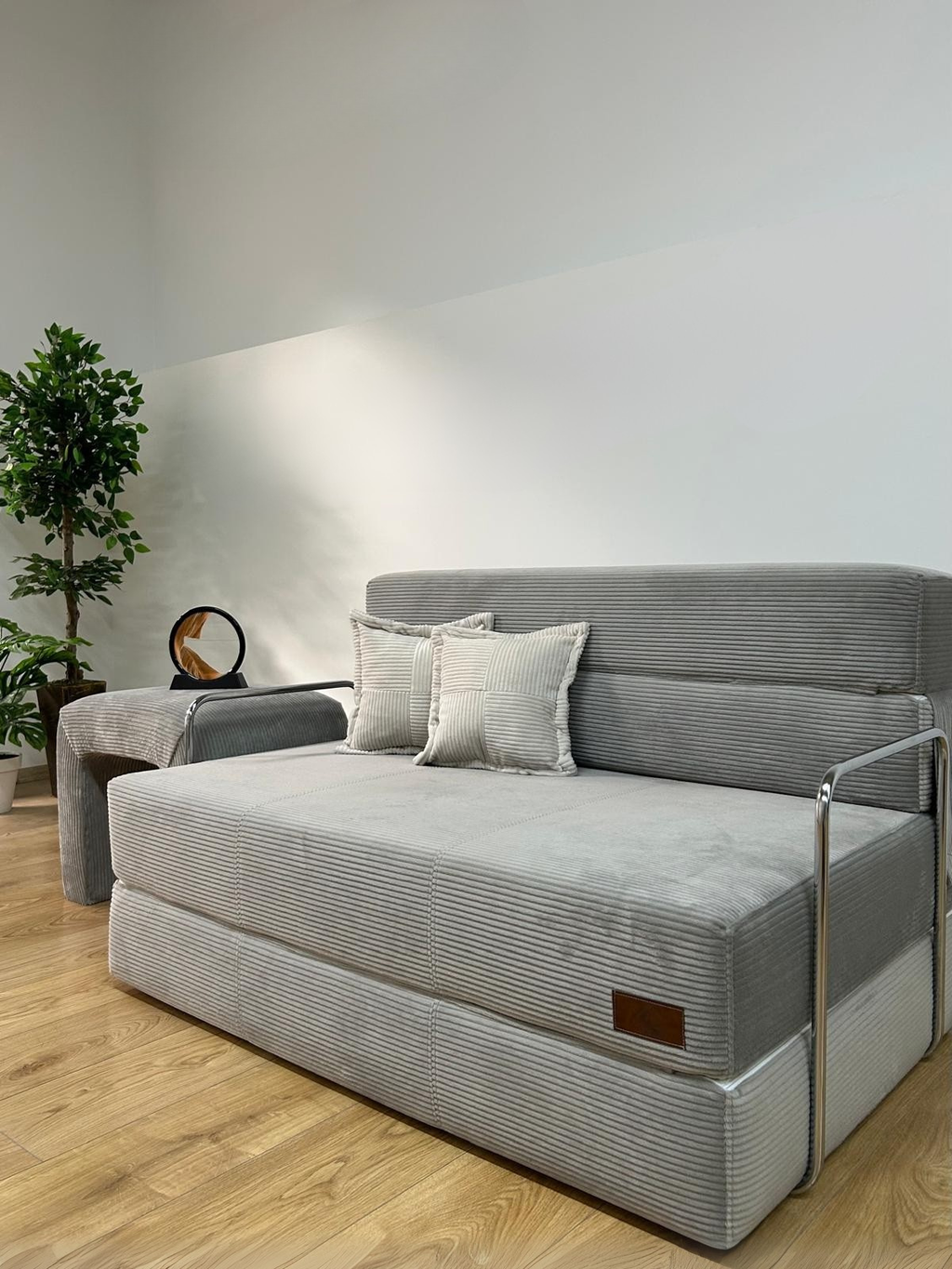 Torso Katlanır Yatak Koltuk Çift Kişilik Koltuk Kanepe Misafir Yatağı